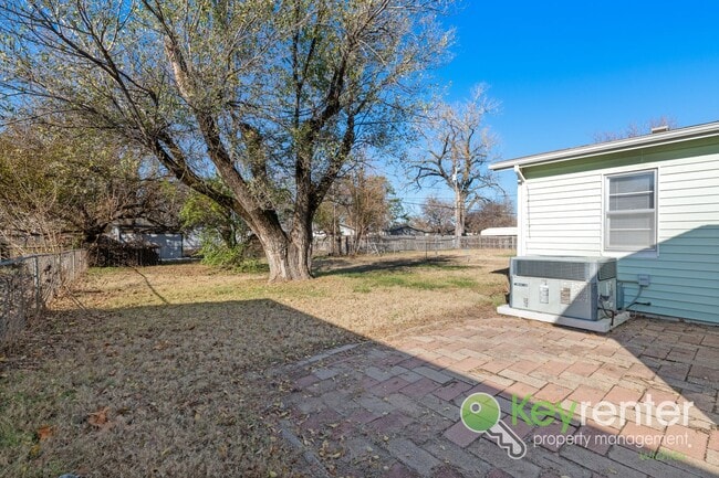 Building Photo - Charming 3-Bedroom Home in Southwest Wichita – Move-In Ready!