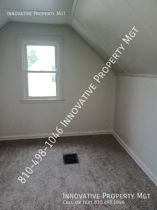Building Photo - 2613 Wisner St