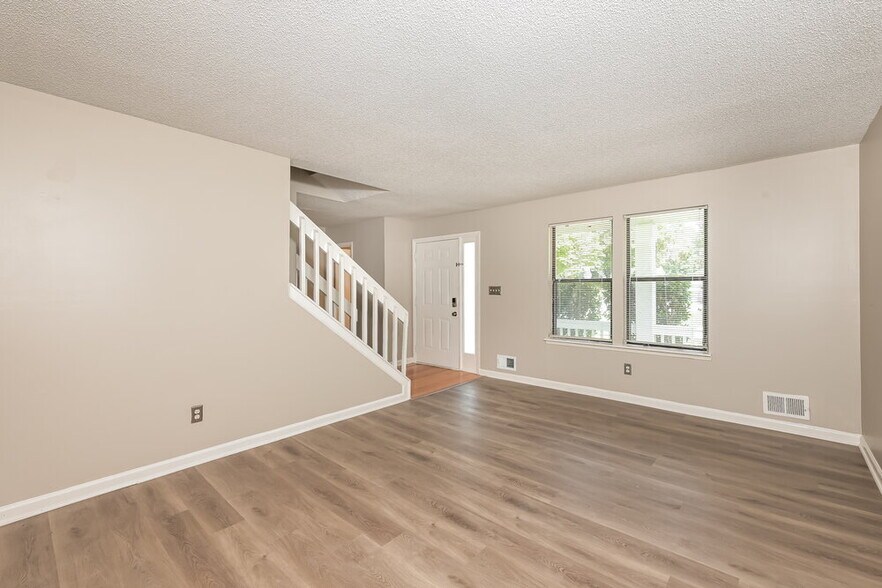 Building Photo - 4977 Terrace Green Trce