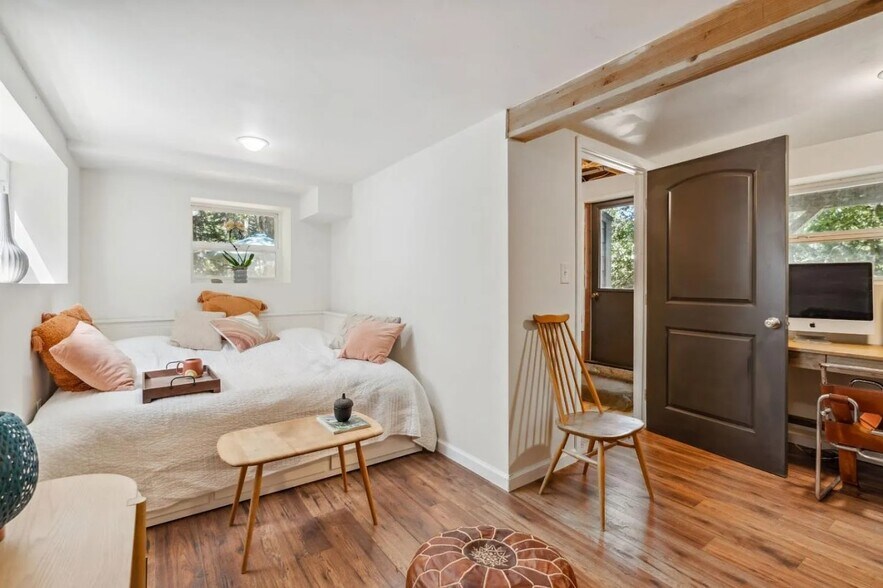 Building Photo - 1155 Fanning Grade