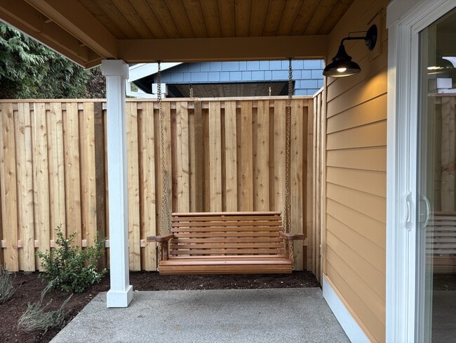 Building Photo - 6960 NE 18th Ave