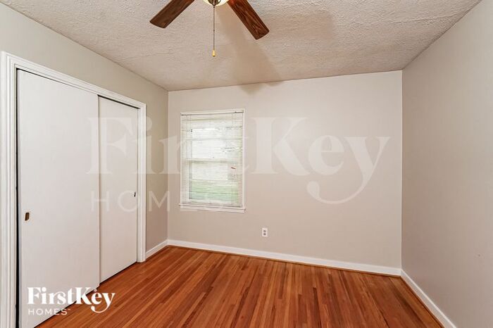 Building Photo - 308 Orange Cir