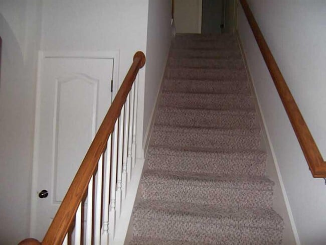 Building Photo - 4920 Hastings Terrace