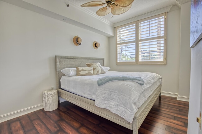 Building Photo - 3740 S Ocean Blvd