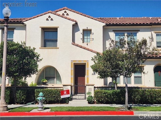 Primary Photo - 423 La Floresta Dr
