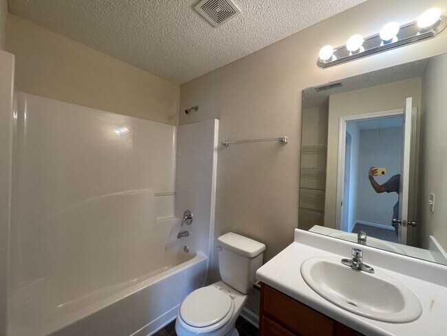 Building Photo - PRE-LEASING FOR AUGUST 2026!