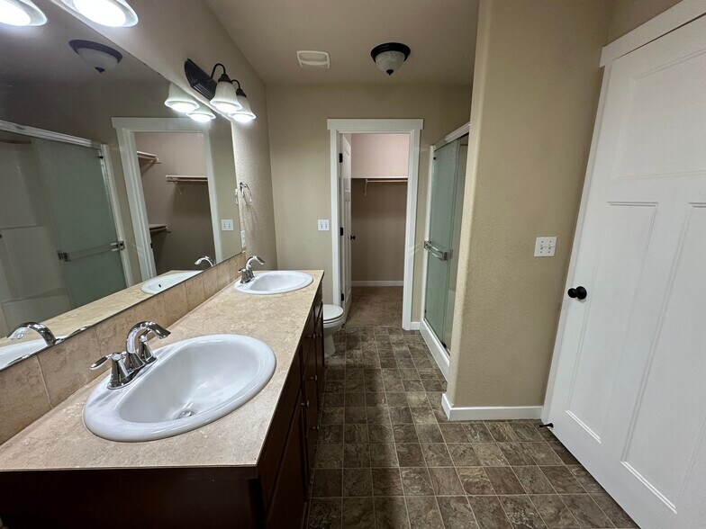 Building Photo - 5126 Slate Ct SE