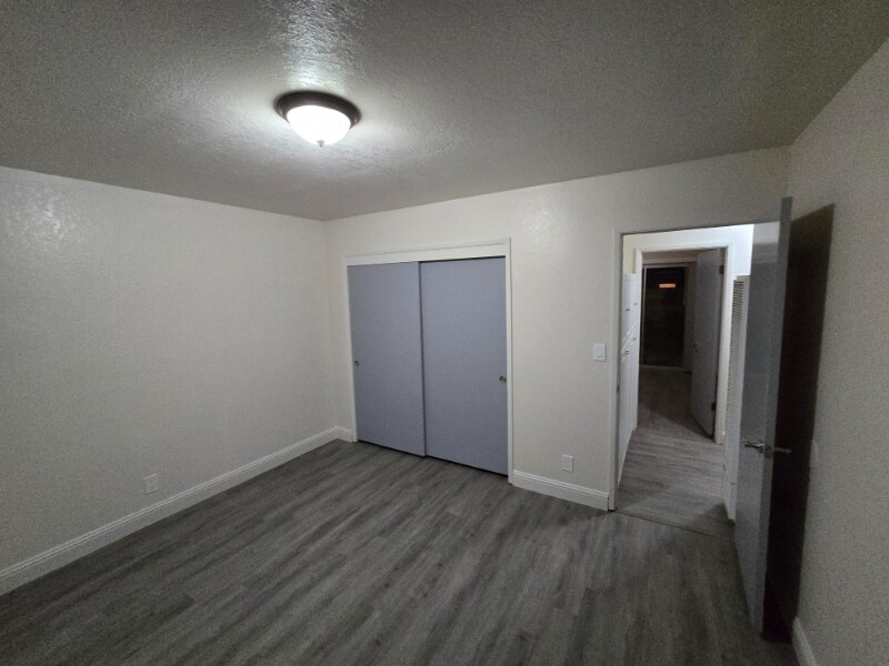 Building Photo - 355 Alder St