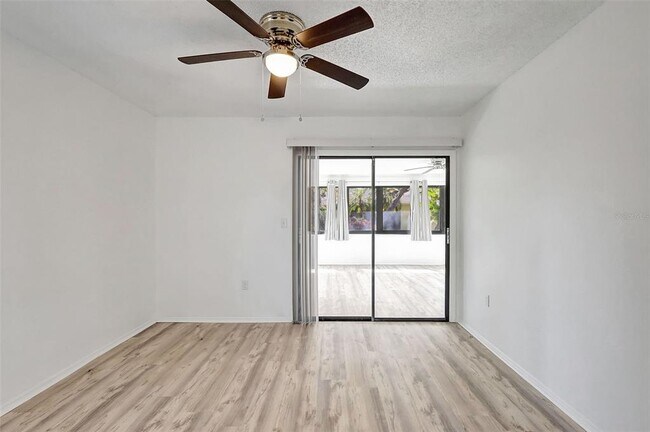 Building Photo - 107 Parkside Colony Dr
