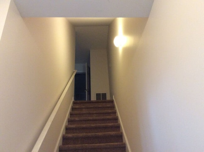 Building Photo - Nice Townhome in Havelock