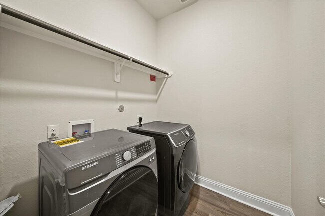Building Photo - 2134 Ironwood Pass Dr