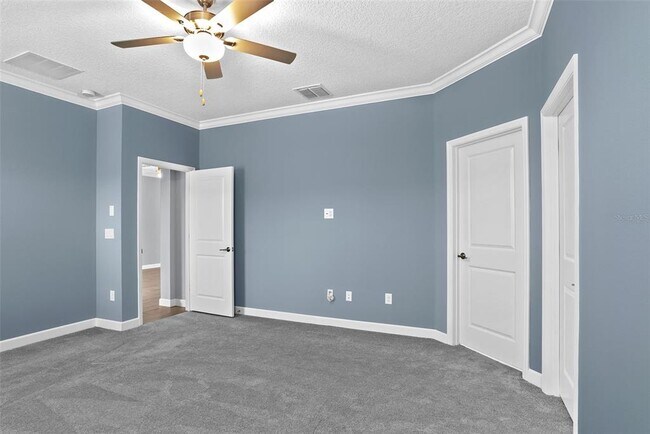 Building Photo - 16819 Shell Bay Dr