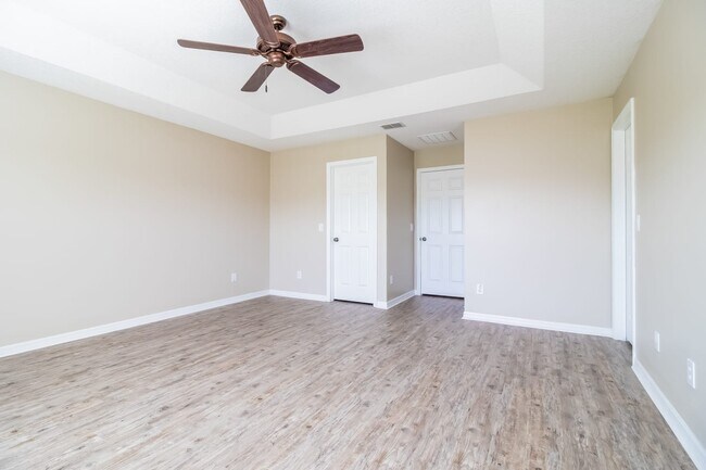 Building Photo - 2677 Grassmoor Loop