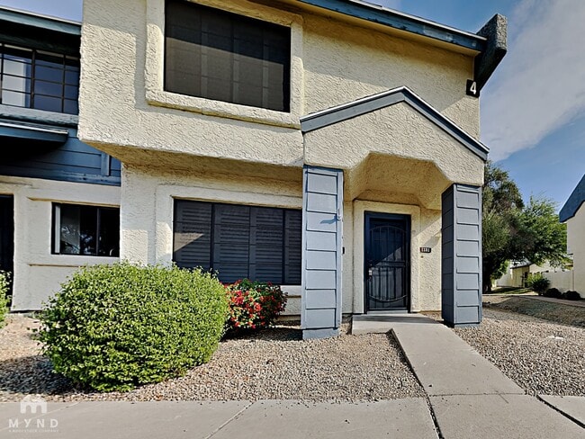 Building Photo - 7801 N 44th Dr