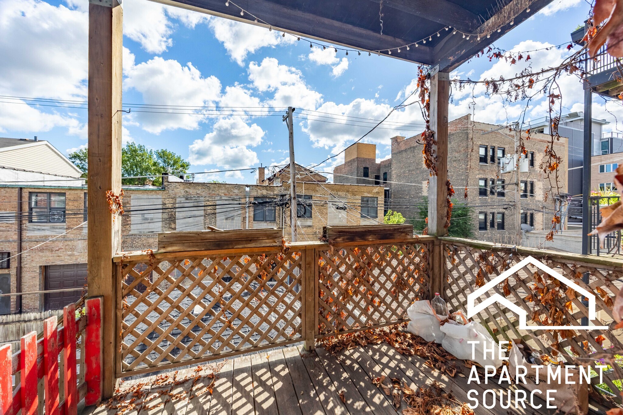 Building Photo - 1631 N Mozart St