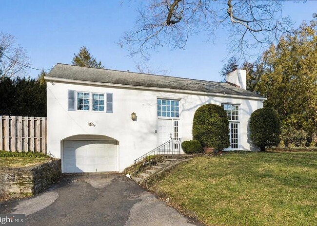 Building Photo - 7713 Cherokee St