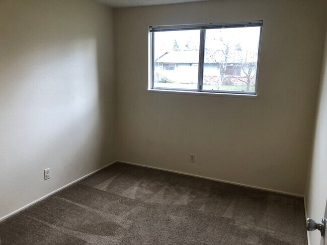 Building Photo - purvis02