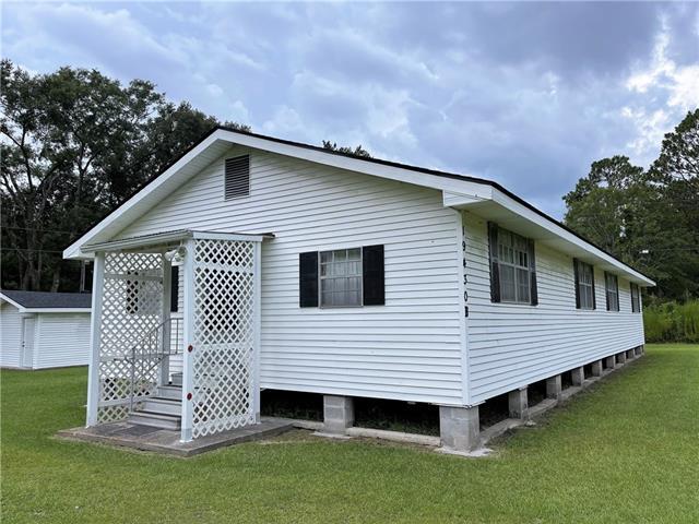 Building Photo - 19430 Schlumbrecht Rd