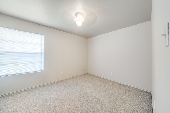 Building Photo - 12216 Maverick Bluff St