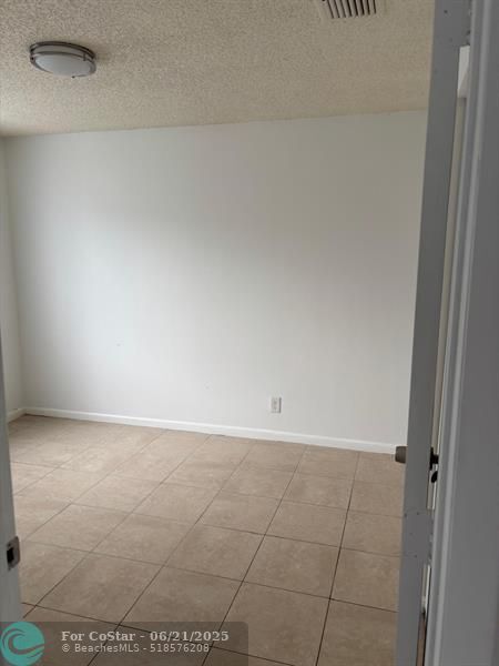 Building Photo - 14838 Wildflower Ln