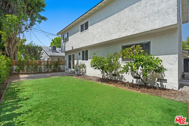 Building Photo - 12024 Alberta Dr