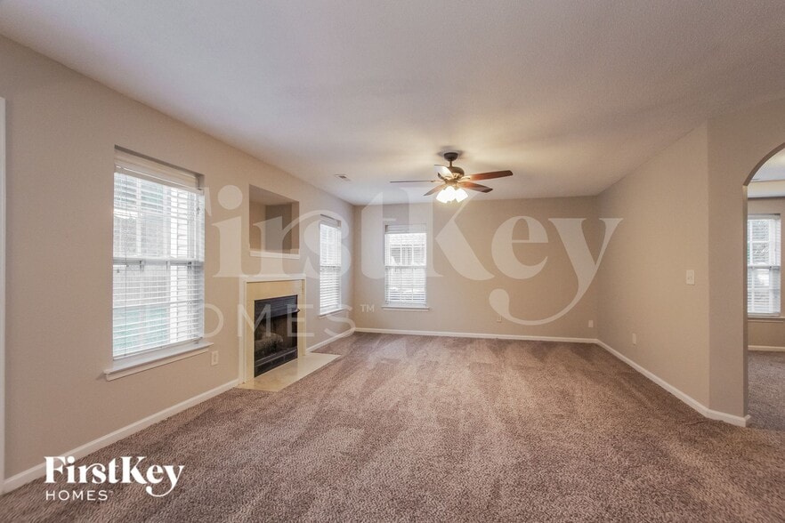 Building Photo - 2038 Twilight Ln