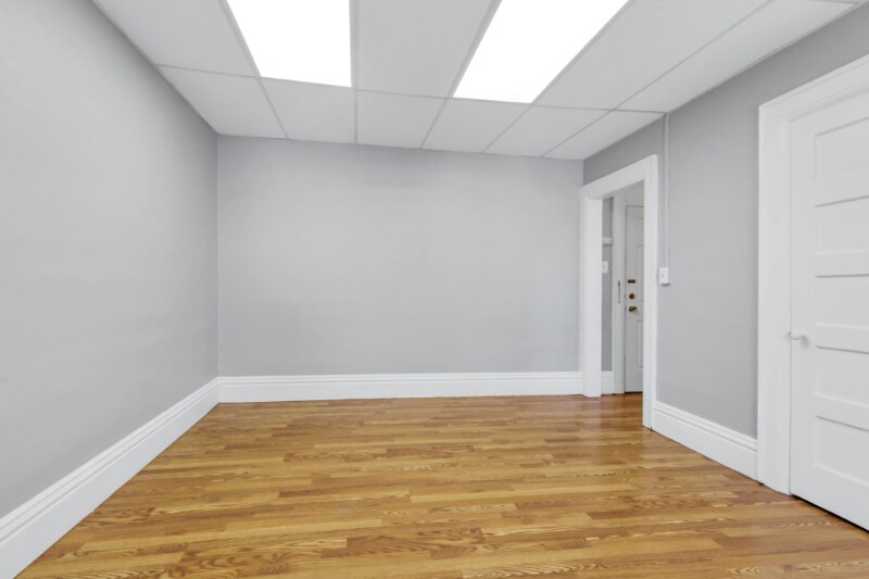 Building Photo - 1427 9th Ave
