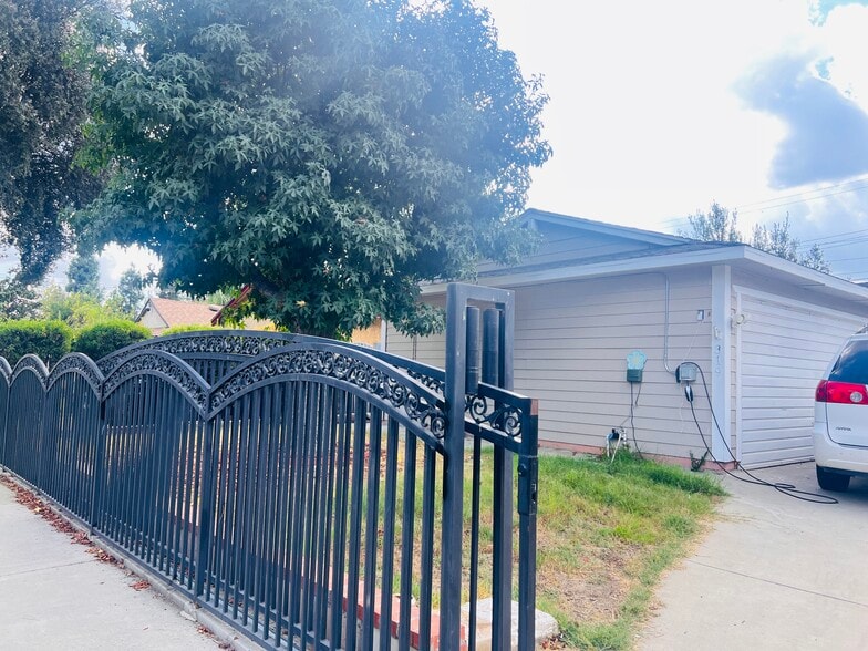 Primary Photo - 319 S Drifton Ave