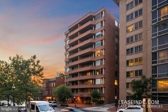 Building Photo - 2141 P St NW