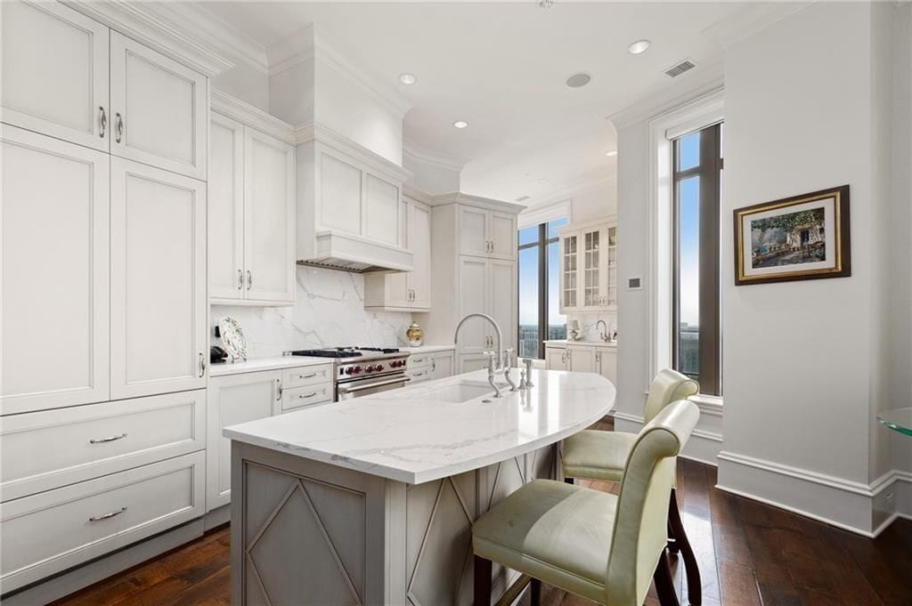 Building Photo - 3376 Peachtree Rd