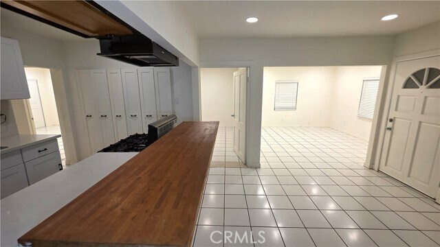 Building Photo - 2820 7th Ave