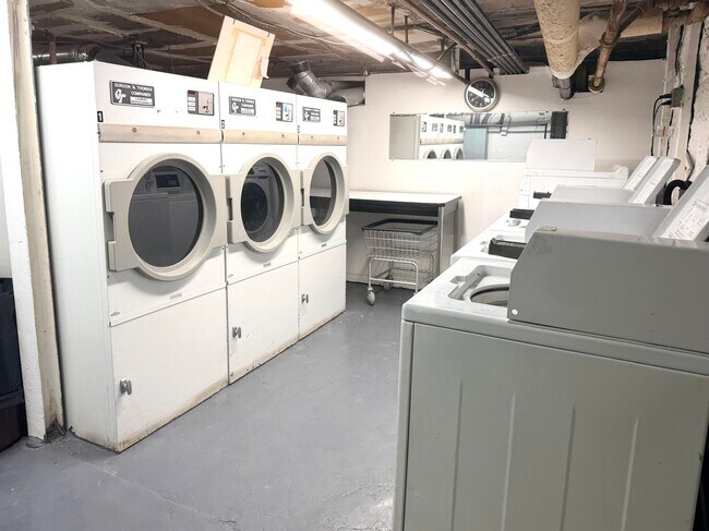 Building Photo - 6045 JFK Blvd E