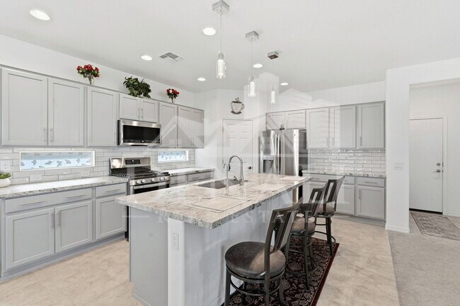 Building Photo - 5320 W Hardtack Trl