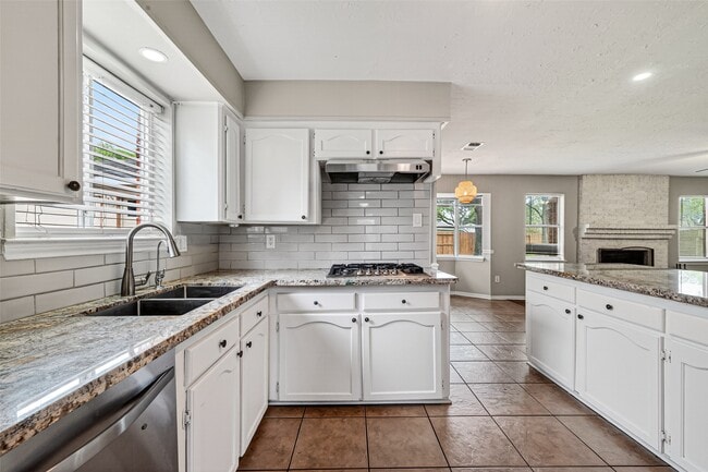 Building Photo - 519 Asheboro Dr