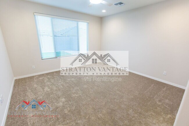 Building Photo - 17645 W Palo Verde Dr