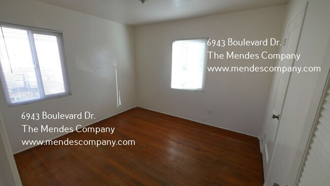 Building Photo - 6943 Boulevard Dr