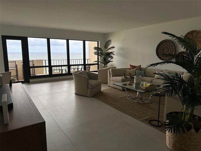 Building Photo - 4900 N Ocean Blvd