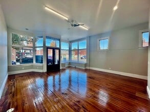 Building Photo - 2900 Cherokee St