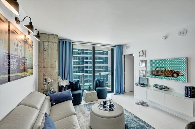 Building Photo - 1300 S Miami Ave