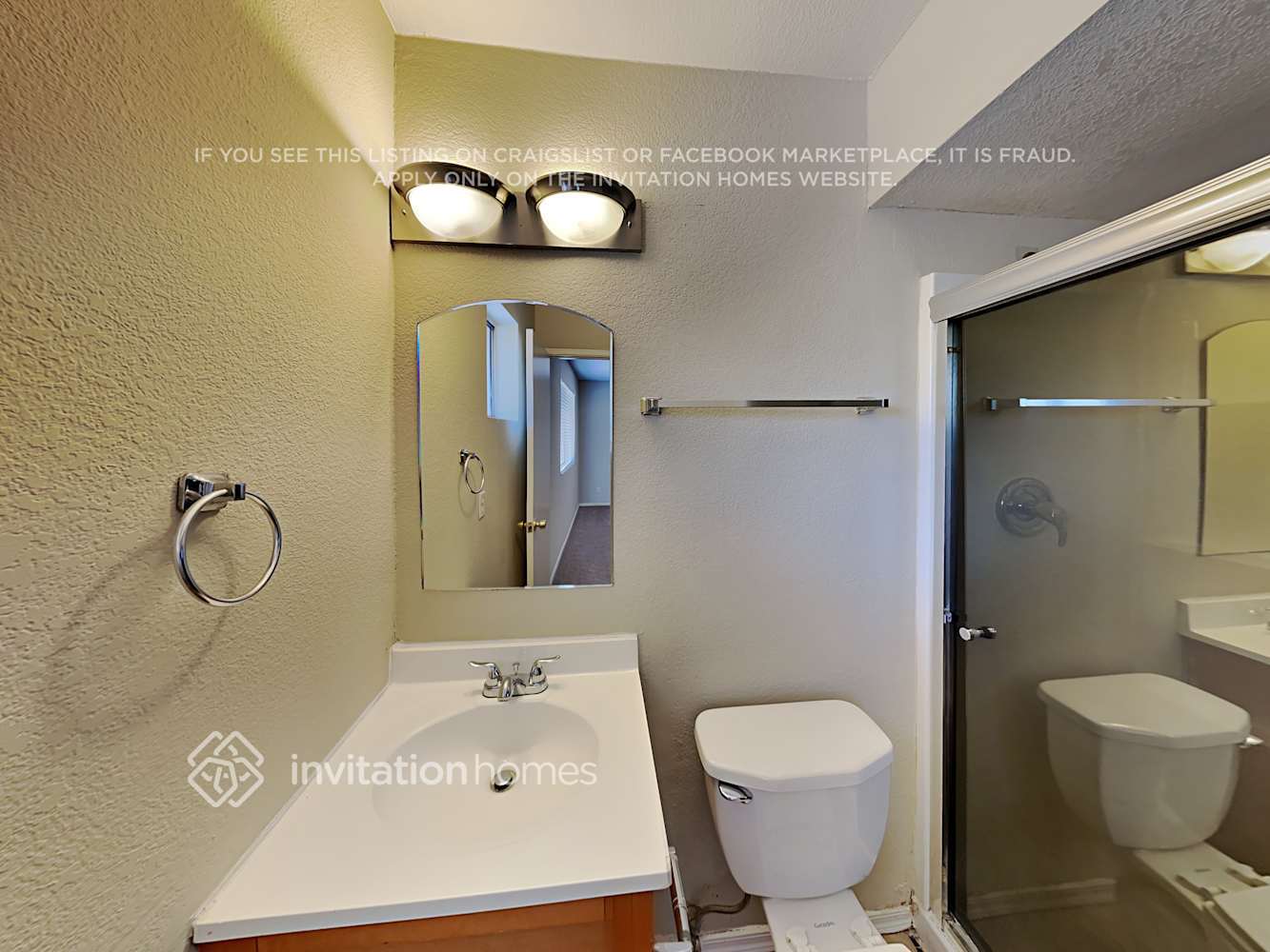 Building Photo - 2649 E Javelina Cir