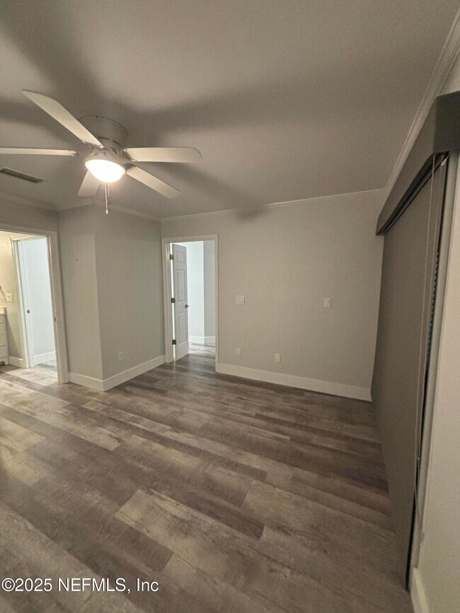 Building Photo - 200 Ironwood Dr