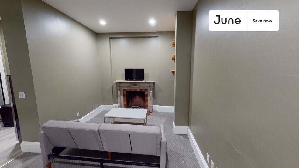 Building Photo - 4 Symphony Rd