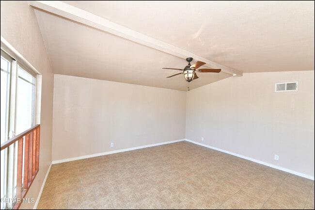 Building Photo - 908 Bolivia St