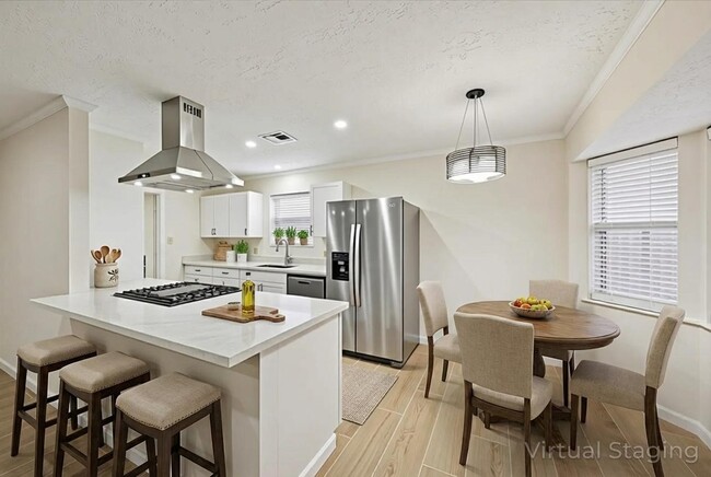 Building Photo - 9631 Philmont Dr