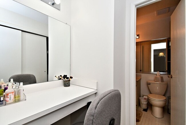 Building Photo - 3BR Townhome (Tapestry) with COUNCIL ROCK ...
