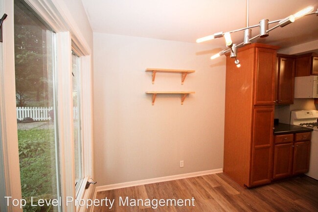 Building Photo - 3 br, 1 bath House - 2925 Stevens St