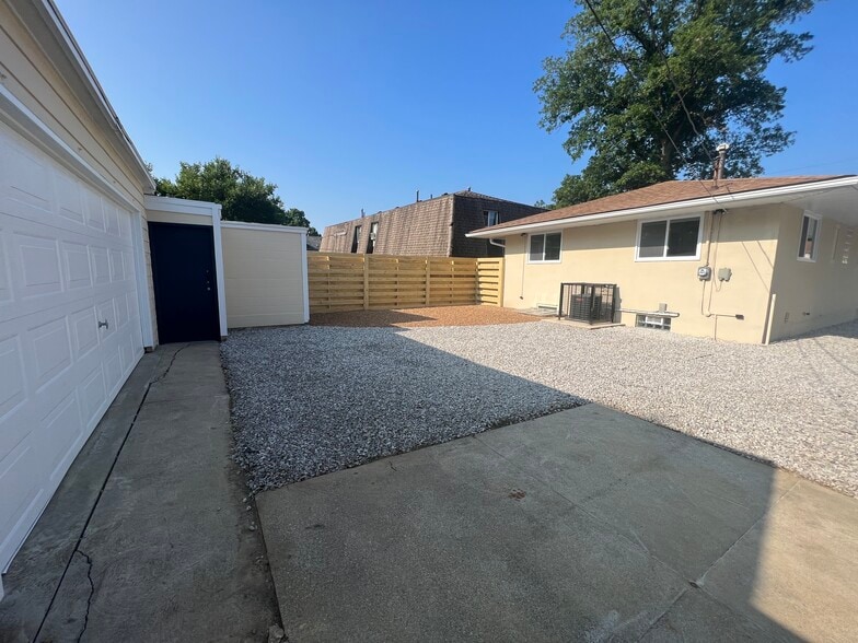 Building Photo - 2758 Beulah Rd