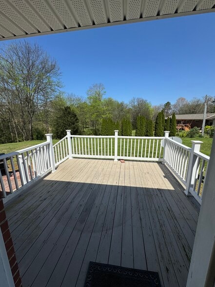 Building Photo - 50 Shadow Ridge Ln