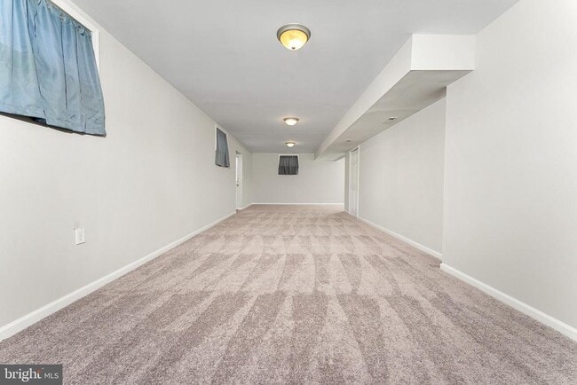 Building Photo - 46 Glacier Way