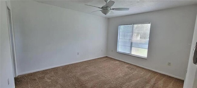 Building Photo - 420 Green Arbor Dr